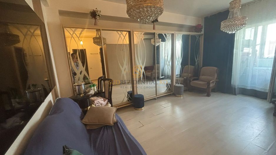 Garsonieră decomandată cu balcon, complet mobilată și utilată - Poză 2