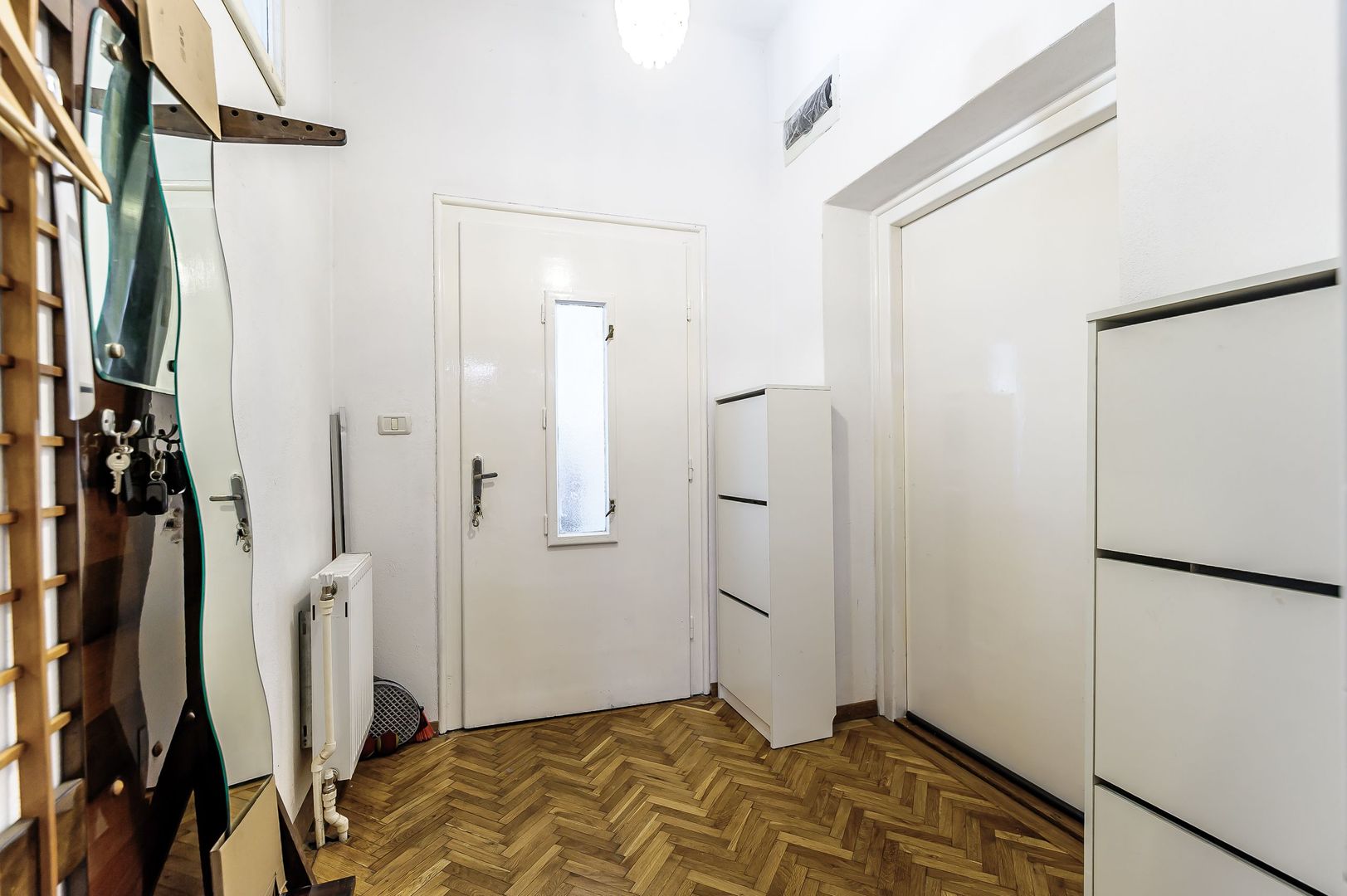 Apartament la casă, zonă centrală - Poză 9