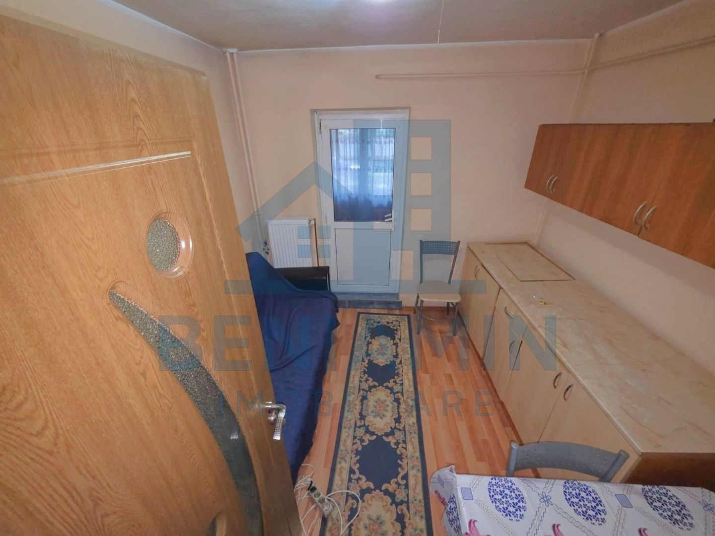 Apartament de inchiriat 2 camere decomandat parter Cornitoiu - Poză 5