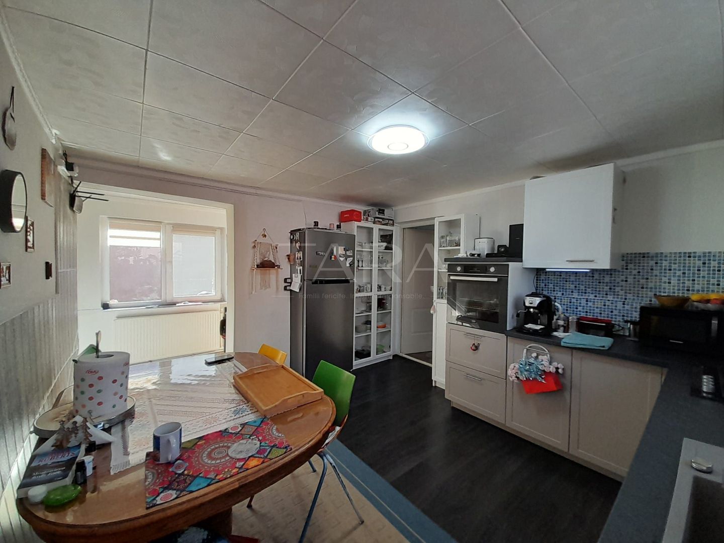 Se vinde casa in Apahida zona bună ! - Poză 1