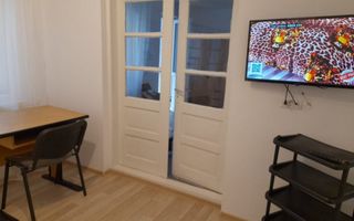 Dristor, Piata Ramnicu Sarat, casa - Poză 11