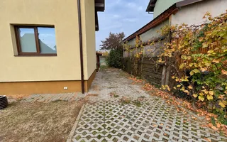 Casă tip duplex cu 5 camere, 2 băi, terasă și 4 locuri de parcare - Poză 17