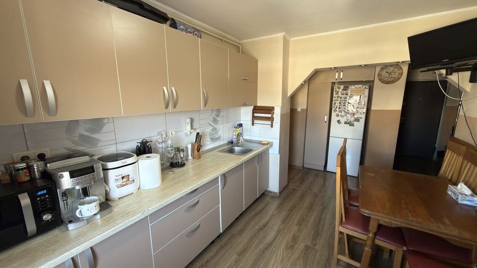 BRASADAS vinde ap 3 cam etaj 4/4 in Micro 17. - Poză 5