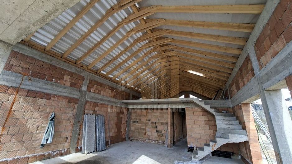 Casa individuala dispusa pe parter Sanpetru Brasov zona Lempes - Poză 22
