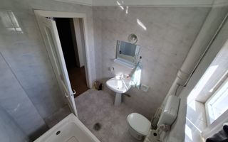 Ap 2 camere, transformat in 3, et 1, cu gradina, Sagului - Poză 6