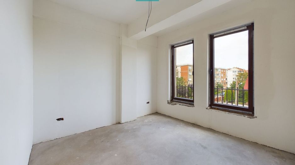 Apartament 3 camere, Alfa - Poză 2