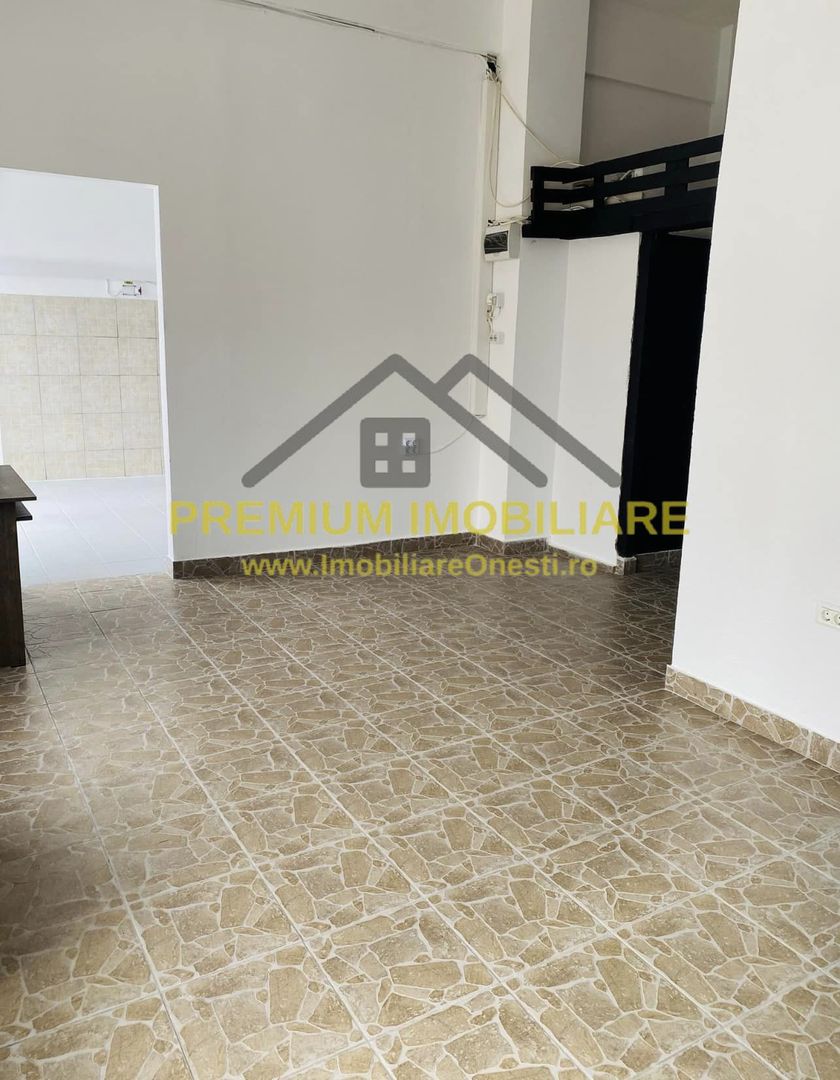 Spatiu Comercial de inchiriat - Zona MAL - Poză 7