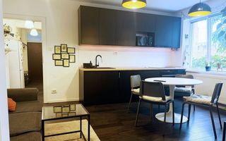 Apartament cu 3 camere, zona Facultatea de Litere. - Poză 4