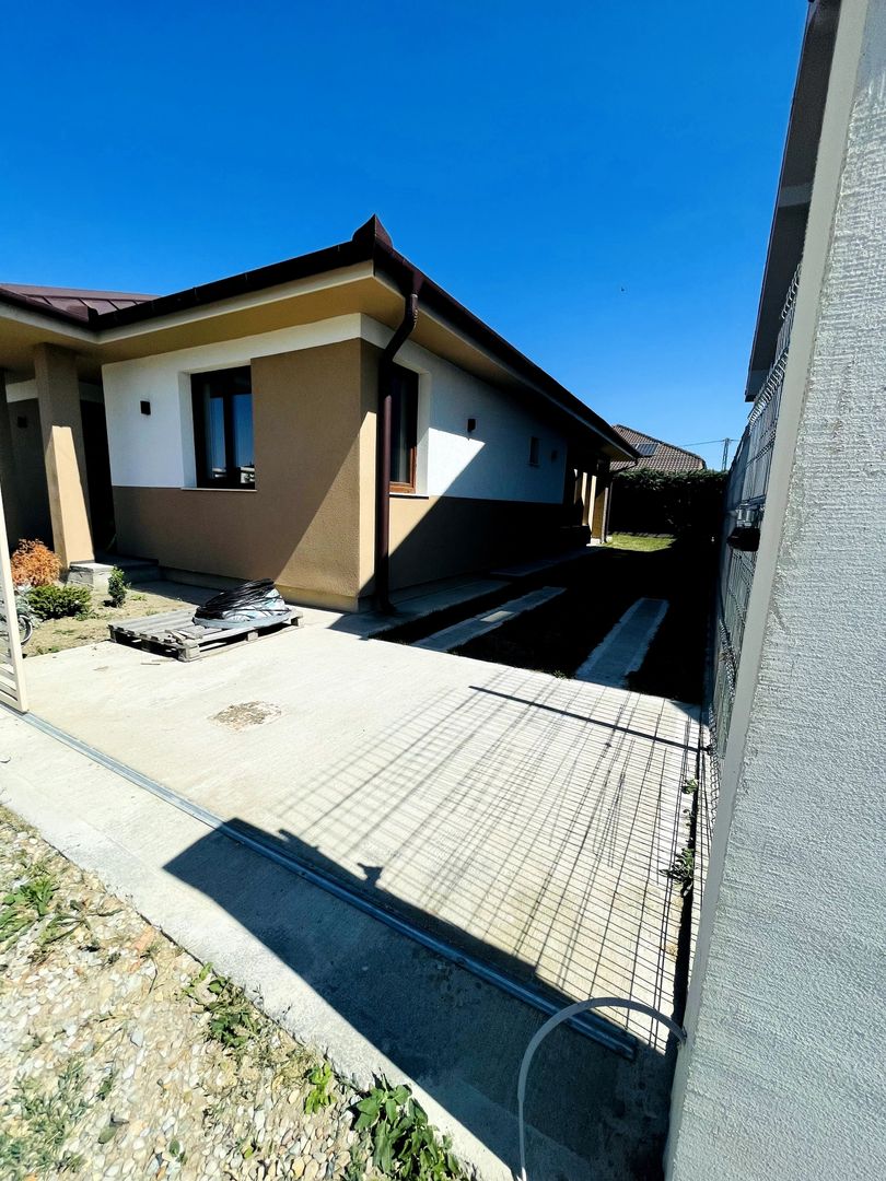 Casă parter semifinisatǎ Cihei – 300 mp teren - Poză 3