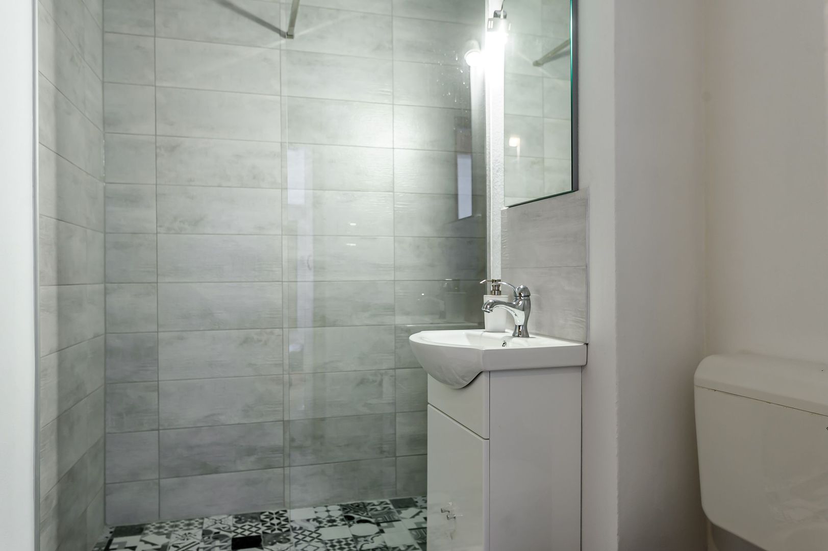 REZERVAT! Apartement cu 2 camere, Micalaca, etajul 1. - Poză 5