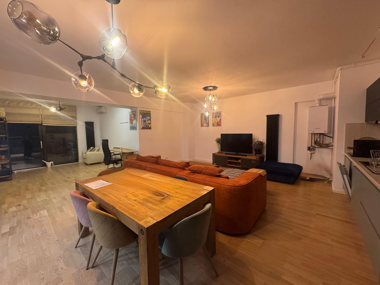 2 camere || LOC DE PARCARE || UPGROUND - Poză 1