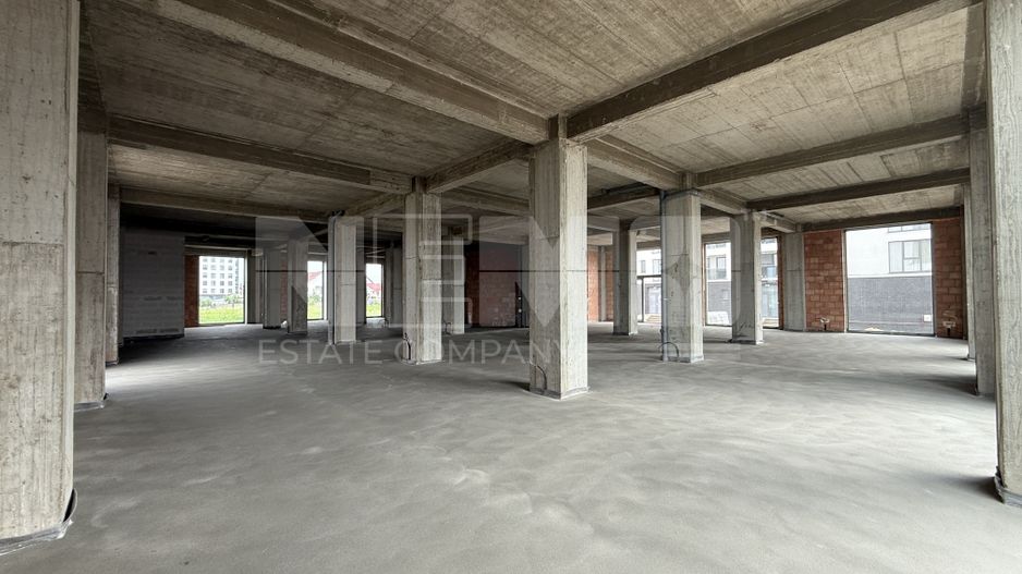 Spatiu comercial nou 550 mp Radauti 550.000 Euro - Poză 6