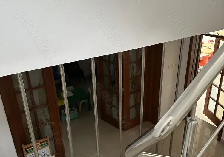 Vila de închiriat  ideală pentru activități educaționale sau office - Poză 4