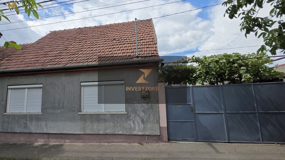 Casa de vanzare cu teren generos in Oncea - Poză 1