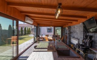 Casă/Vilă modernă de vânzare la intrare în Bogdan Vodă, județul Bacău. - Poză 19