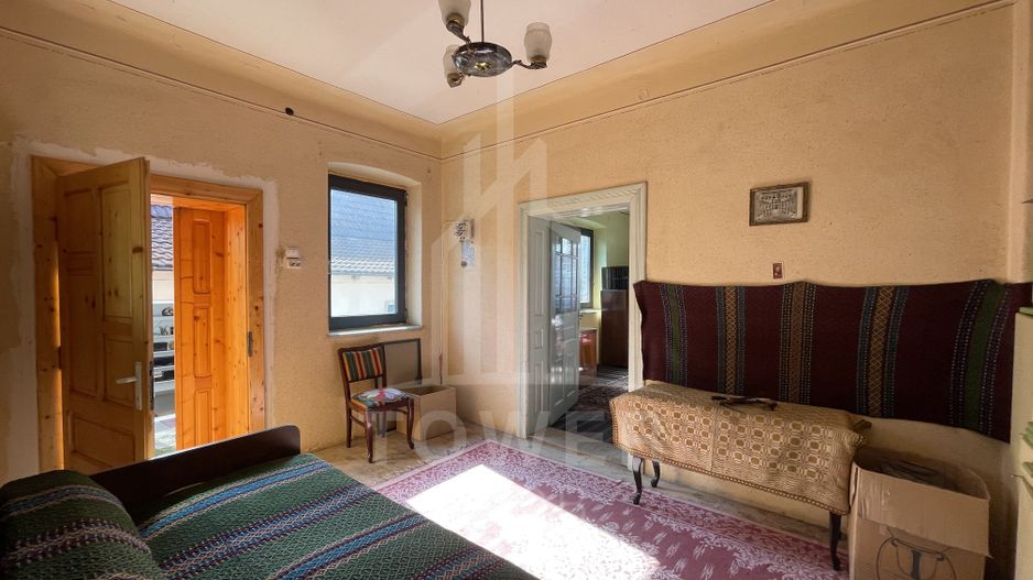 Casă individuală | 2 corpuri | Șură și anexe | teren 1460 mp – Porumbacu De Jos - Poză 13