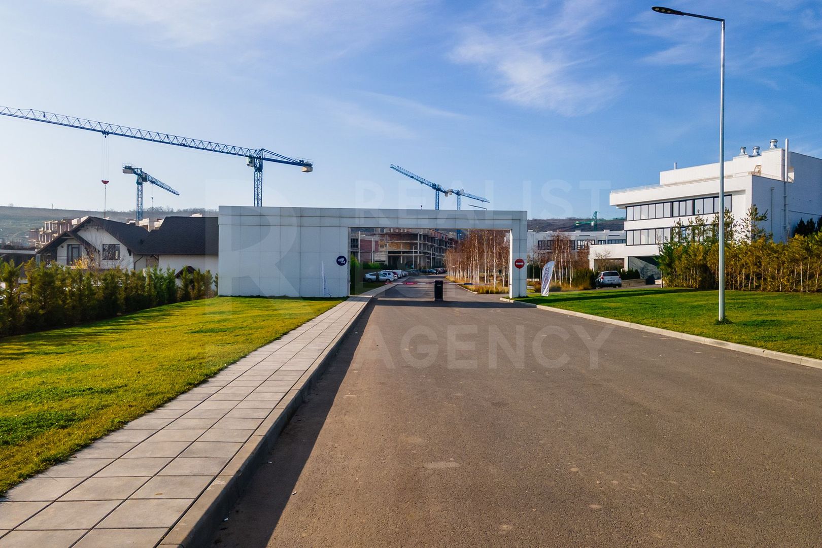 Vânzare, apartament, 2 camere, str. Bisericii, Durlești - Poză 2