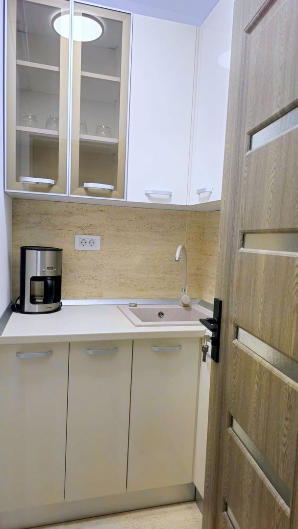 Garsonieră de închiriat – ideală pentru birou/cabinet, Țiglina 1 - Poză 5