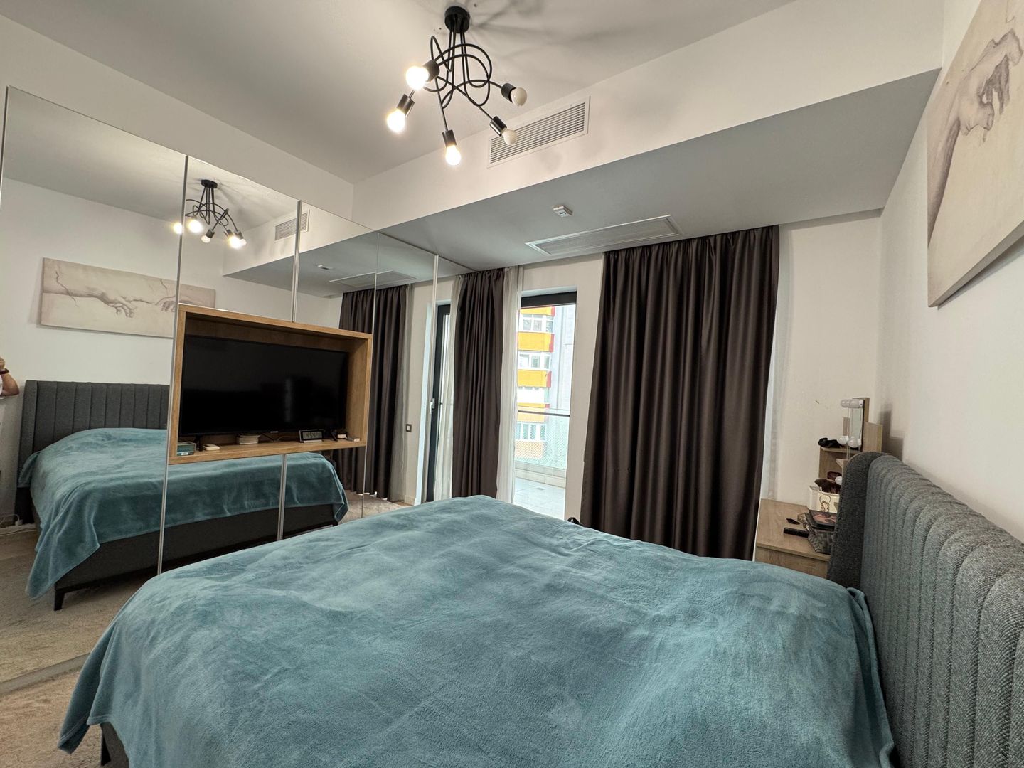 2 camere| TERASA 24MP | PIATA VICTORIEI- BANU MANTA-1MAI - Poză 6