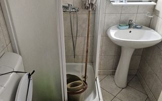 Apartament cu 2 camere, Zona Centrala - Poză 5