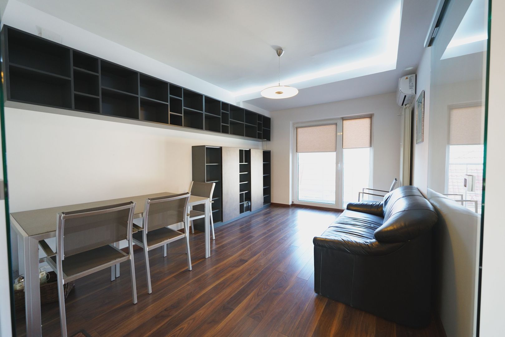 Panoramic View to Herastrau Lake, 5 rooms apartment - Poză 19