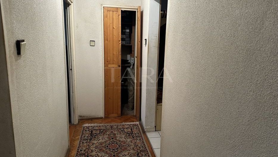 Apartament in Gheorgheni, zonă foarte bună aproape de piață și transpo - Poză 5