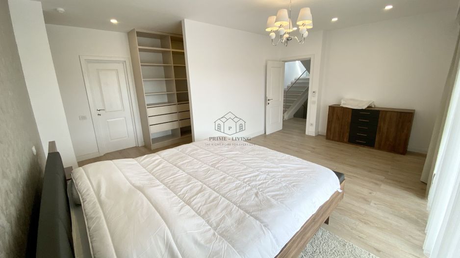 VILA SPATIOASA CU 5 CAMERE LA INCHIRIERE IN COMPLEX REZIDENTIAL - Poză 12