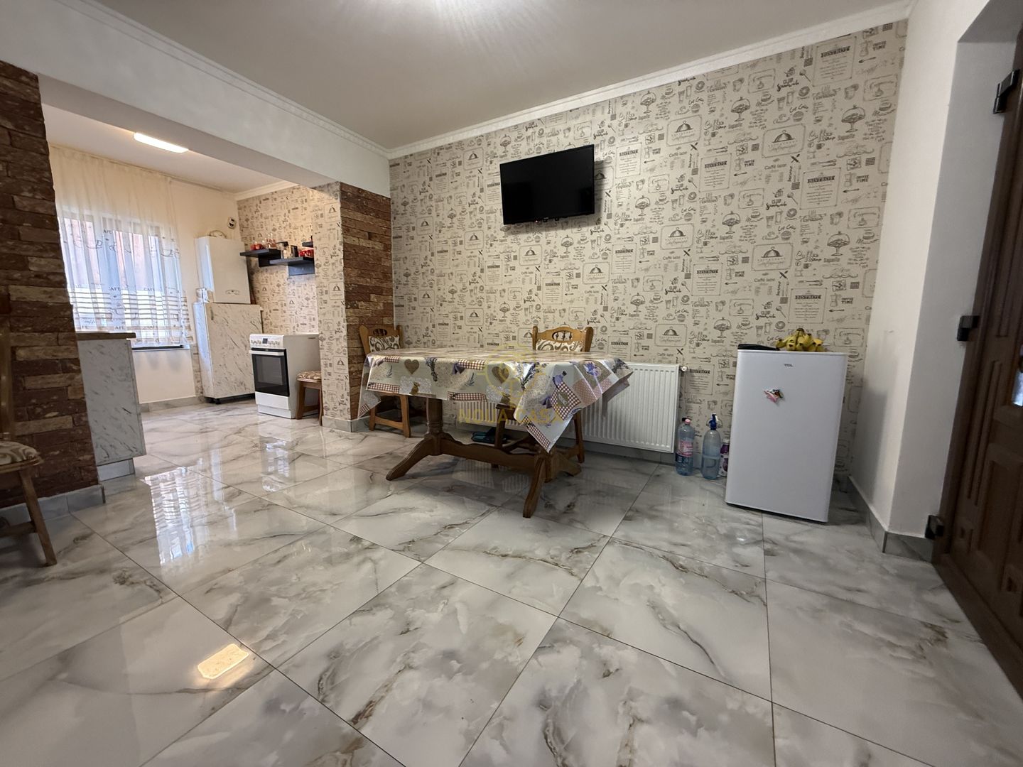 De Vanzare 2 Case In Curte Titulescu/Strada Crinului Teren 550MP - Poză 11