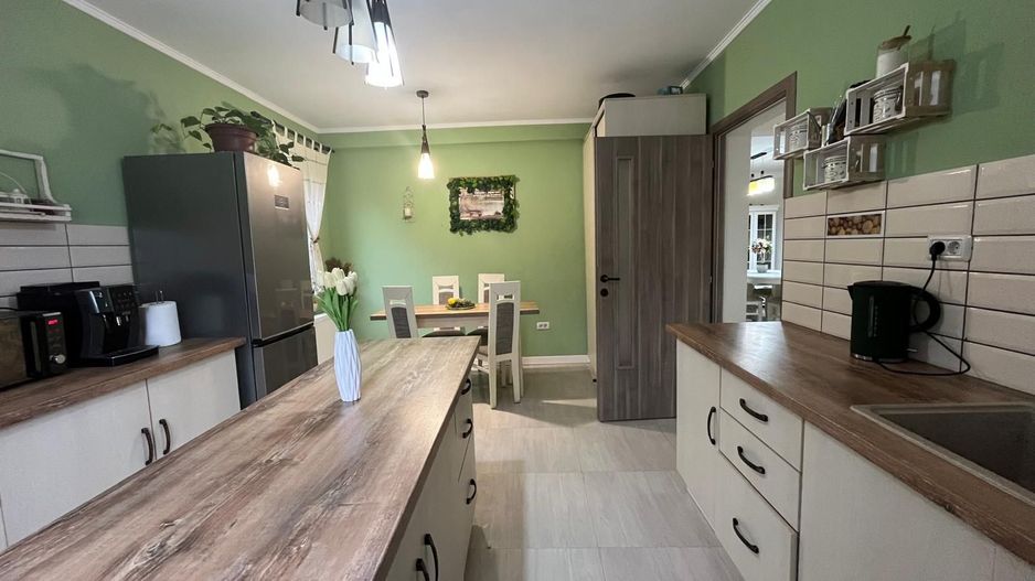 Casa modernă în Vladimirescu - Poză 16