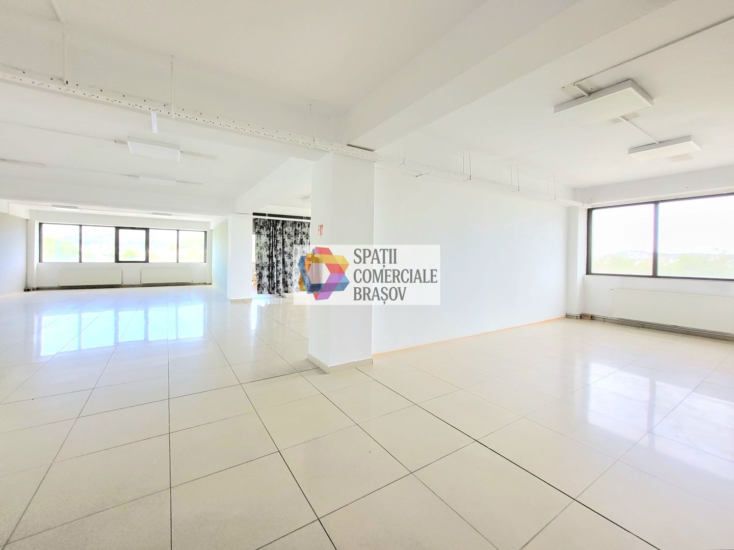 Spatiu comercial de inchiriat - 1.000 mp - Poză 4