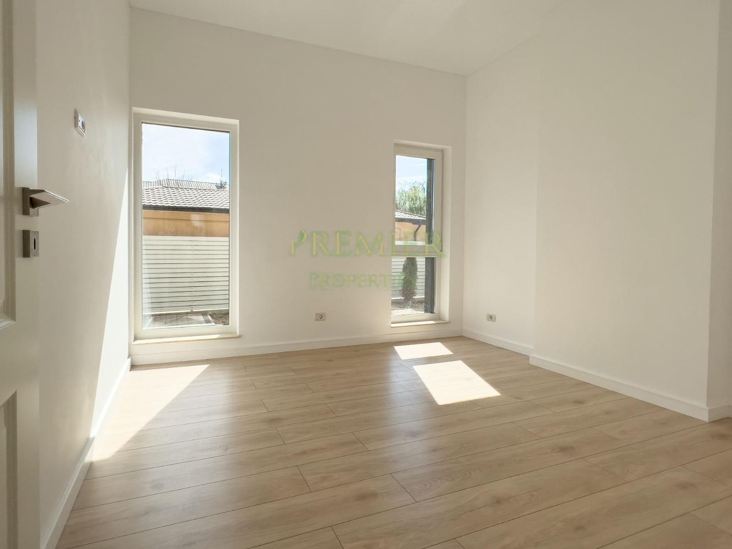 Casă individuală Pipera–Tunari | Finisaje de lux | Șemineu autentic | 4 camere - Poză 7