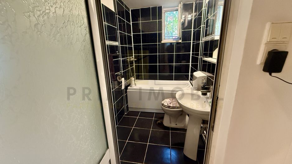 2 camere Decomandat – Copou, Bd. Carol I, 250 m de Universitate - Poză 10