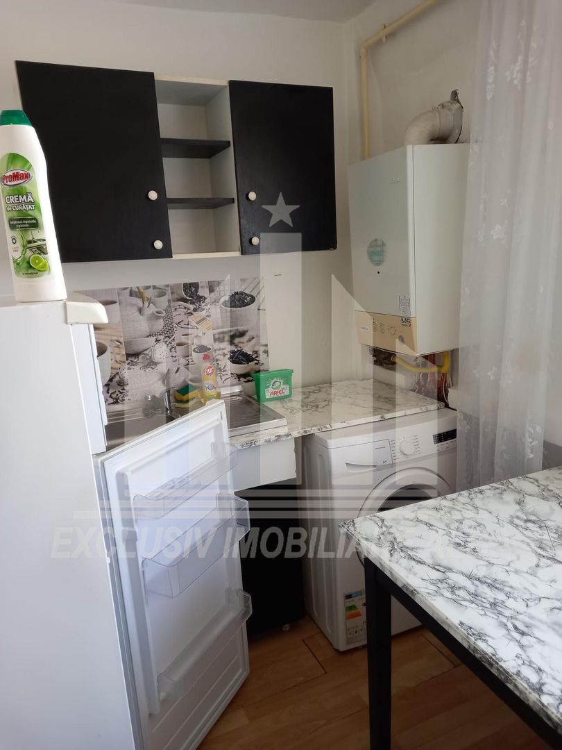 Garsoniera decomandata de inchiriat, M-uri - Poză 5