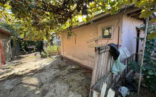 48500 Euro- 293 mp. Teren si casa batraneasca in mun. Galati - Poză 5