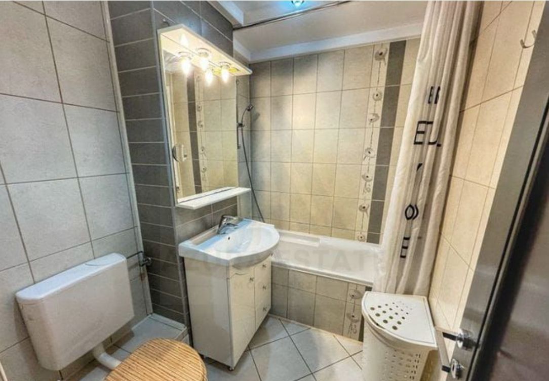 Apartament  2 camere 2 balcoane amenajate si pivnita etaj 1 Strand - Poză 13