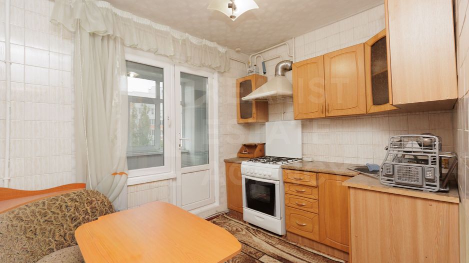 Vânzare, apartament, 3 camere, strada Miorița ,Centru. - Poză 6