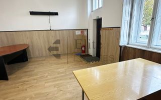 Birou de închiriat 27 mp, zona ultracentrală, Oradea - Poză 4