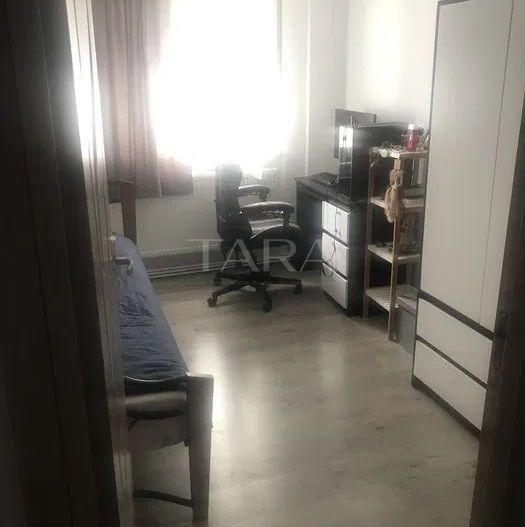 Apartament cu 3 camere de vanzare in Gheorgheni - Poză 3