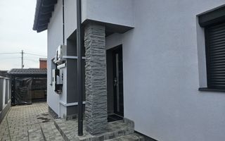 Casă Modernă cu Sistem Fotovoltaic – Rontău - Poză 4