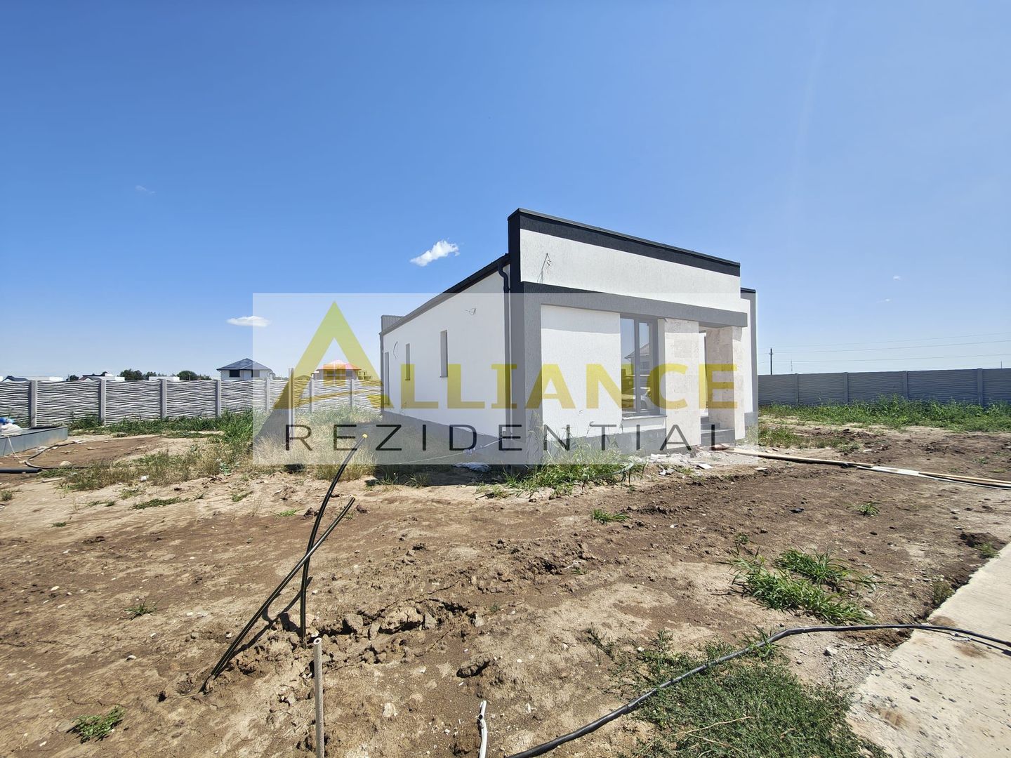 CASA PARTER-4 CAMERE- TEREN 500 MP-STR.ASFALTATA - Poză 3
