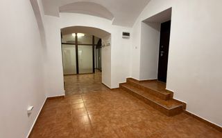 Ultracentral – Str. Lucian Blaga | Acces individual | Parcare în curte - Poză 11