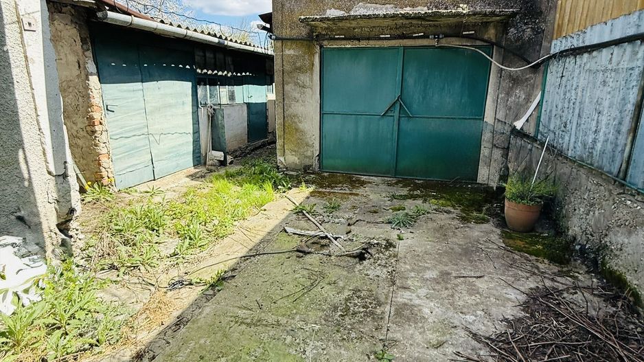 Ciarda Roșie | 2 case în curte | Teren 700 mp | Garaj | Toate utilitățile - Poză 5