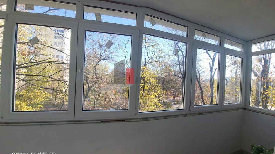 Apartament 3 camere transformat in 2 camere Titan - Poză 19
