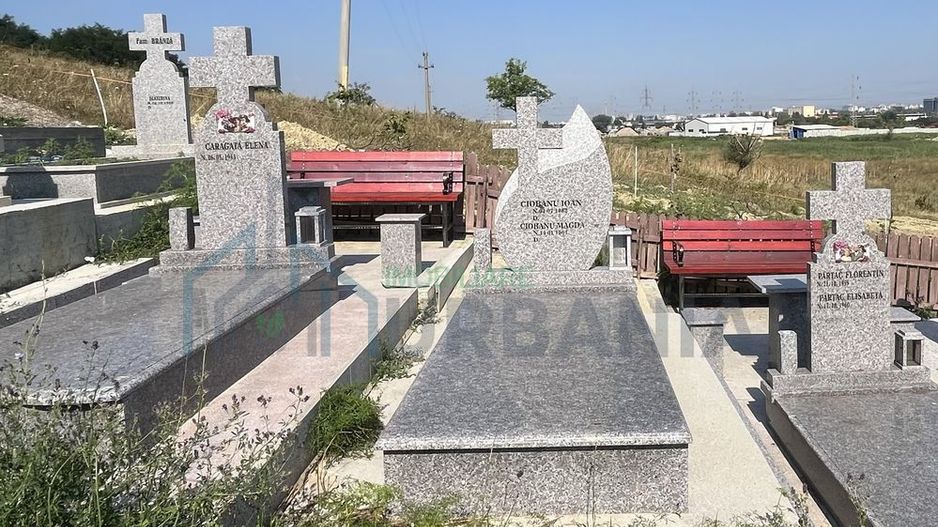 Cavou cu 2 locuri din granit, în Cimitirul Mănăstirii Vlădiceni, Iași - Poză 5