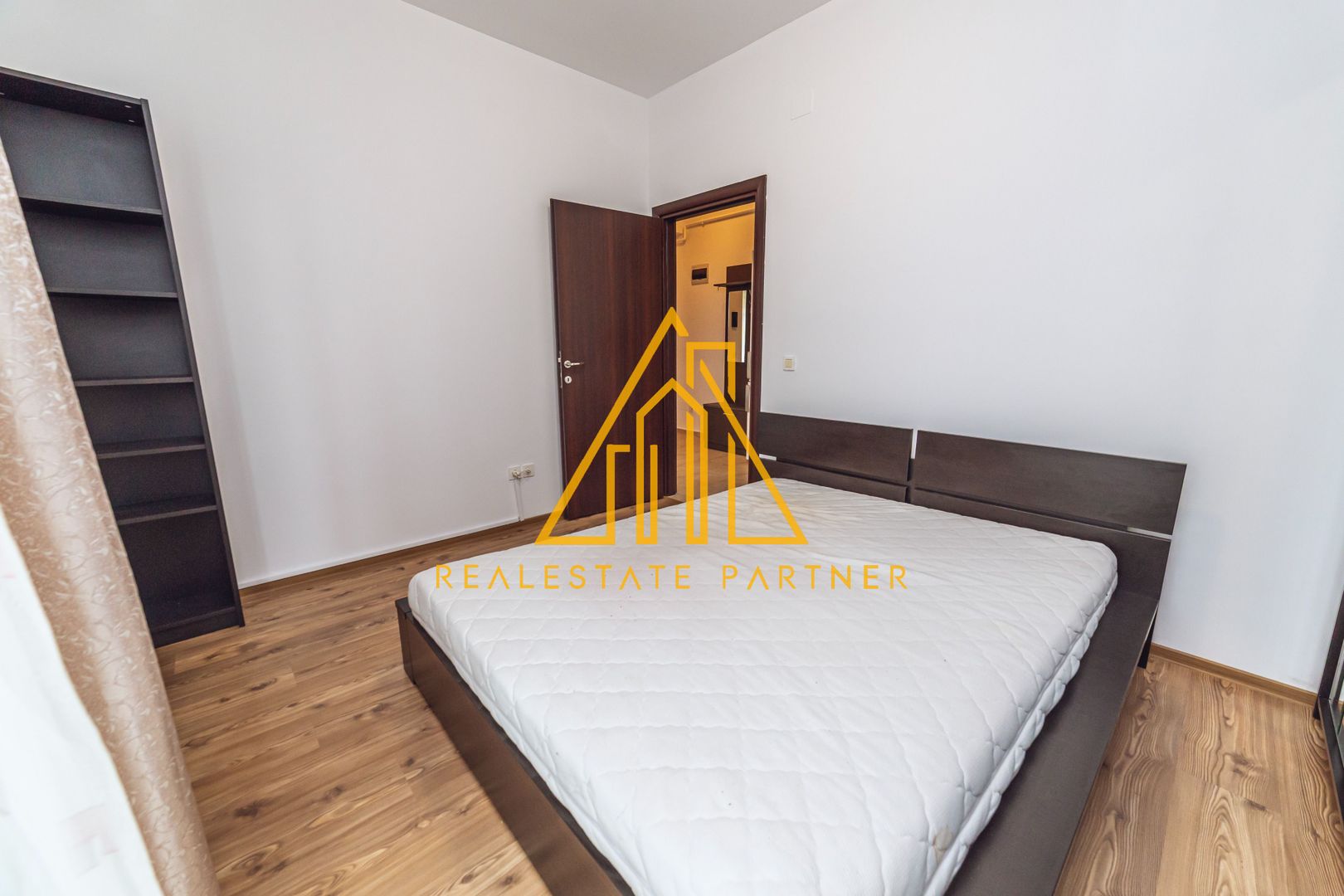Apartament luminos, completat de spații utile și confortul de care ai nevoie! - Poză 15