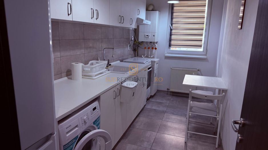 Apartament cu 2 camere, decomandat, mobilat si utilat, gata de mutare - Poză 7