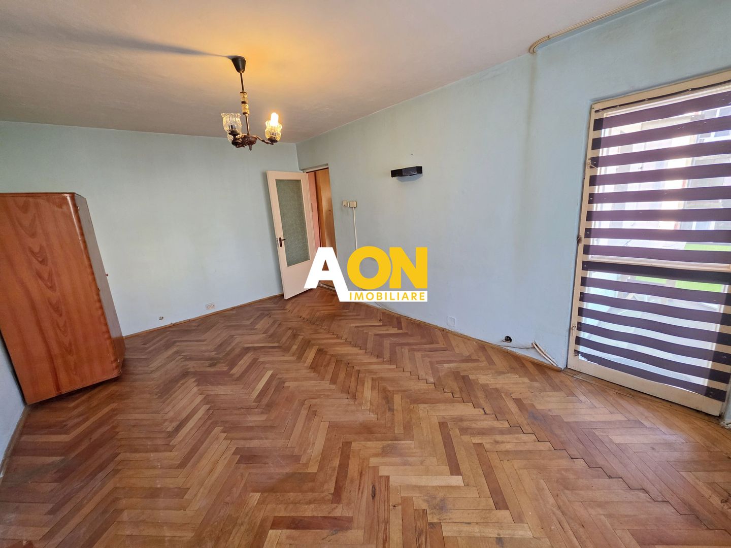 Apartament 2 camere, decomandat, etaj 2, Cetate, zona Kaufland - Poză 7