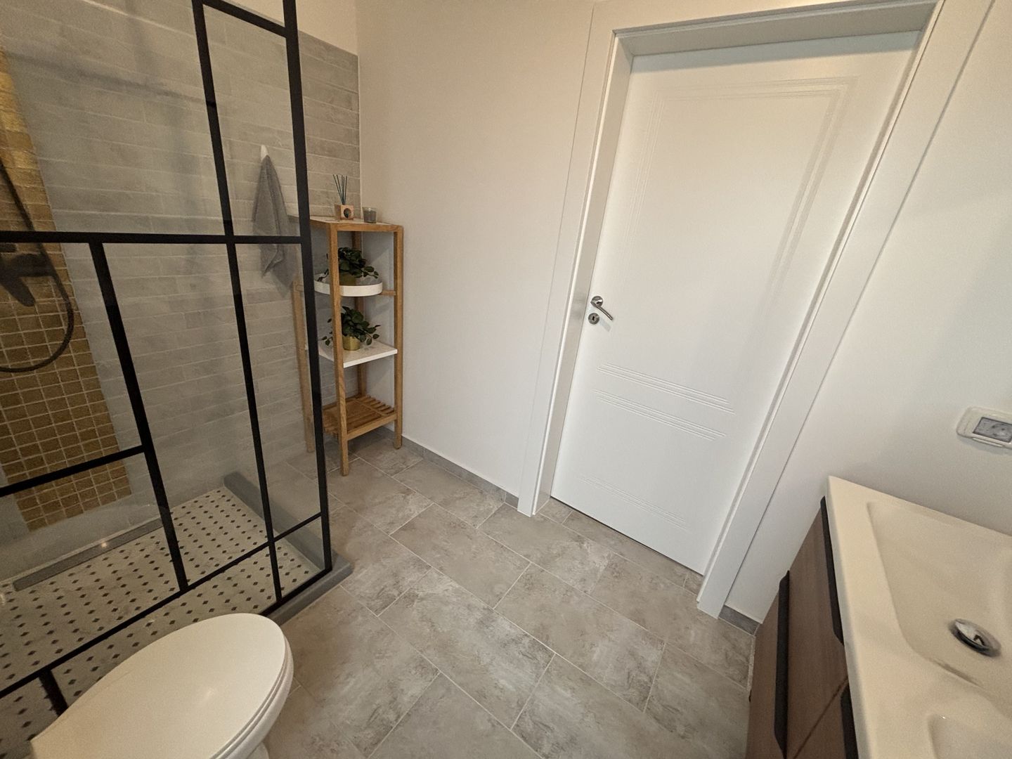 Duplex pe parter în Dumbravita - Poză 40