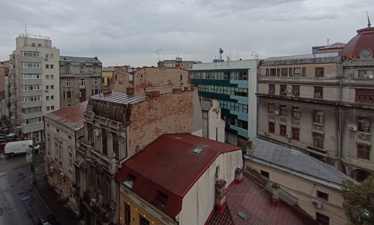 Inchiriem apartament complet renovat zona Universitatii - Poză 24