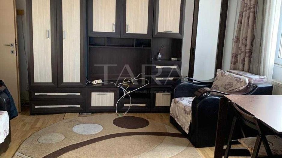 Apartament 2 camere cu garaj, zona Parcului Central. - Poză 1